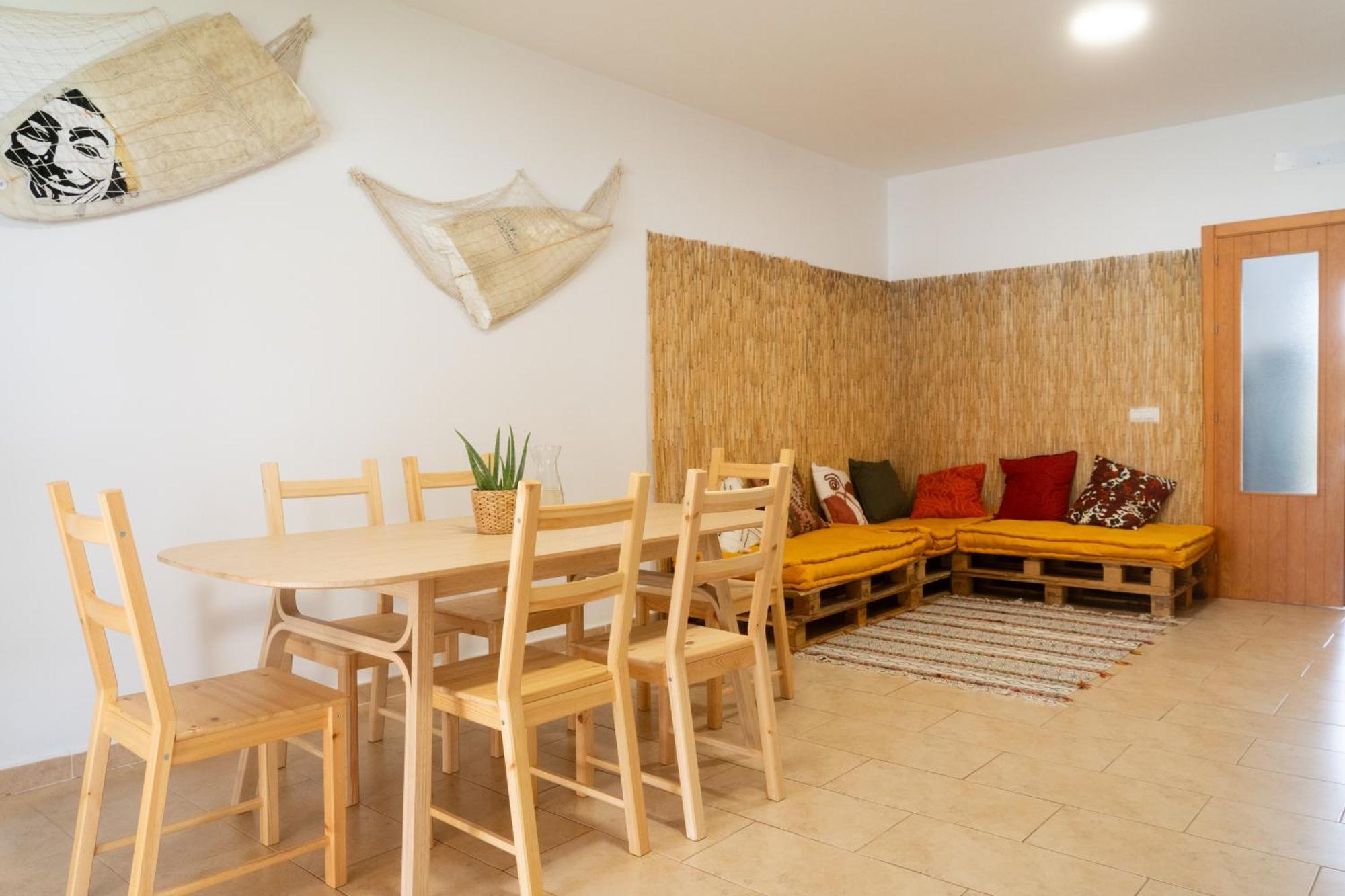 Namawa Surfhouse Hostel Chiclana de la Frontera Exterior foto