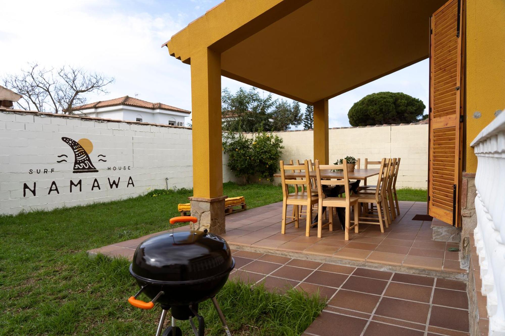 Namawa Surfhouse Hostel Chiclana de la Frontera Exterior foto