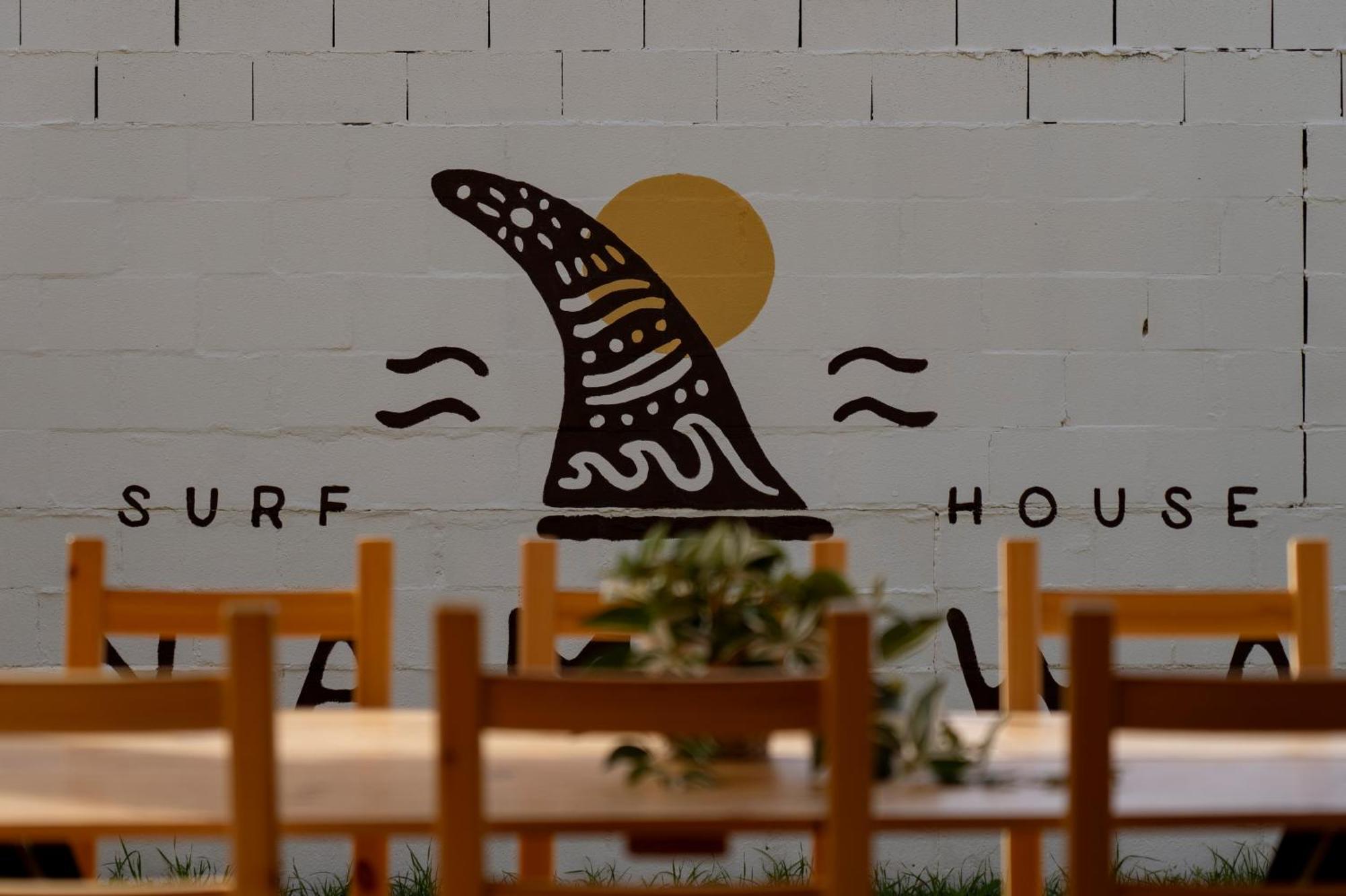 Namawa Surfhouse Hostel Chiclana de la Frontera Exterior foto
